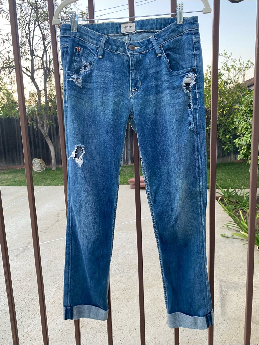 Hudson Bacara Crop Straight Cuffed Distressed Jeans 27 Made USA - Picture 3 of 16